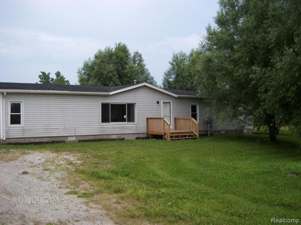 9631 Marquette Road Goodells, MI 48027 - Photo 20 of 23 New Deck