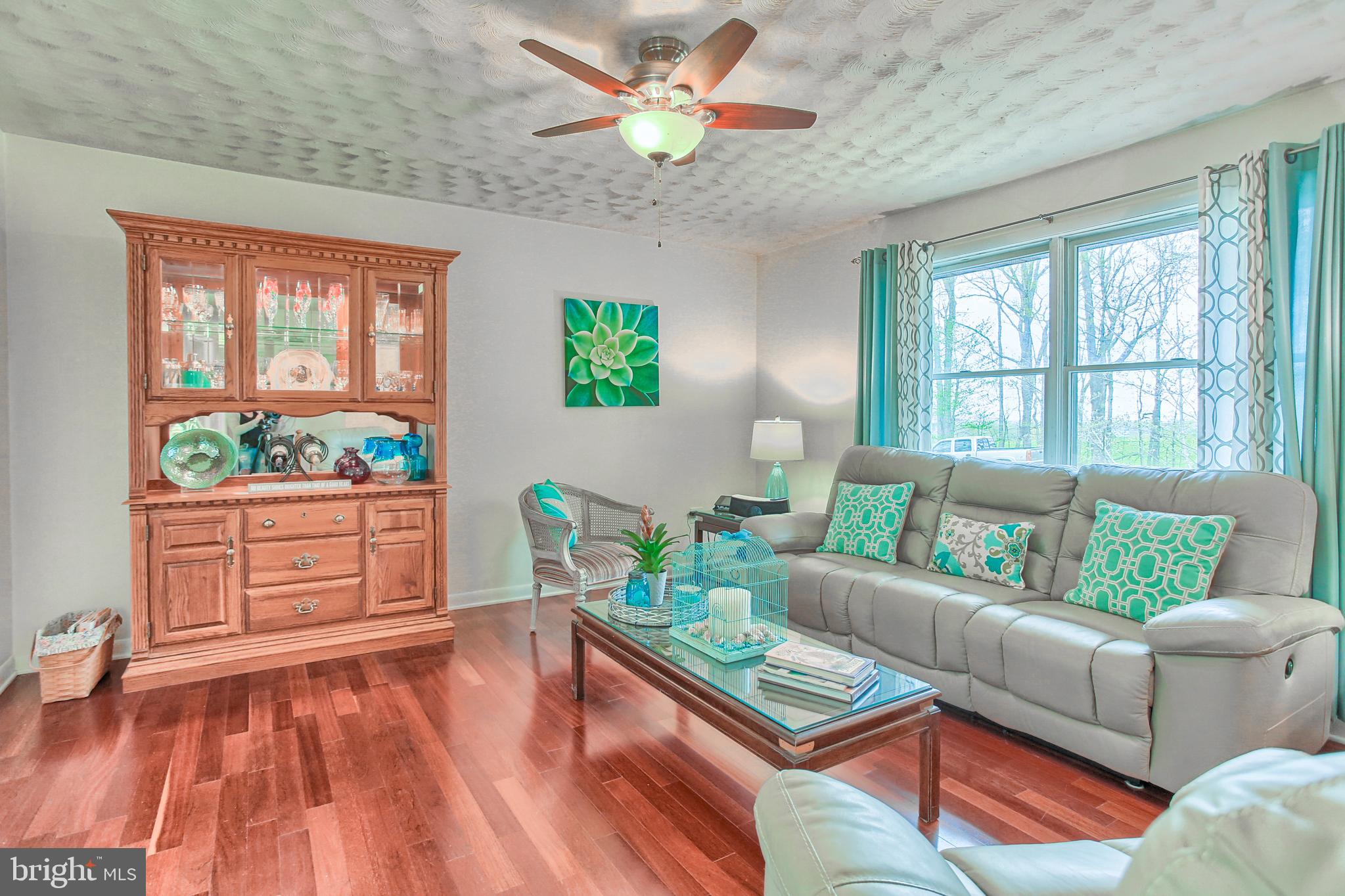 2568 Cross Section Road Westminster, MD 21158 - Photo 4 of 41 Gallery Image 4