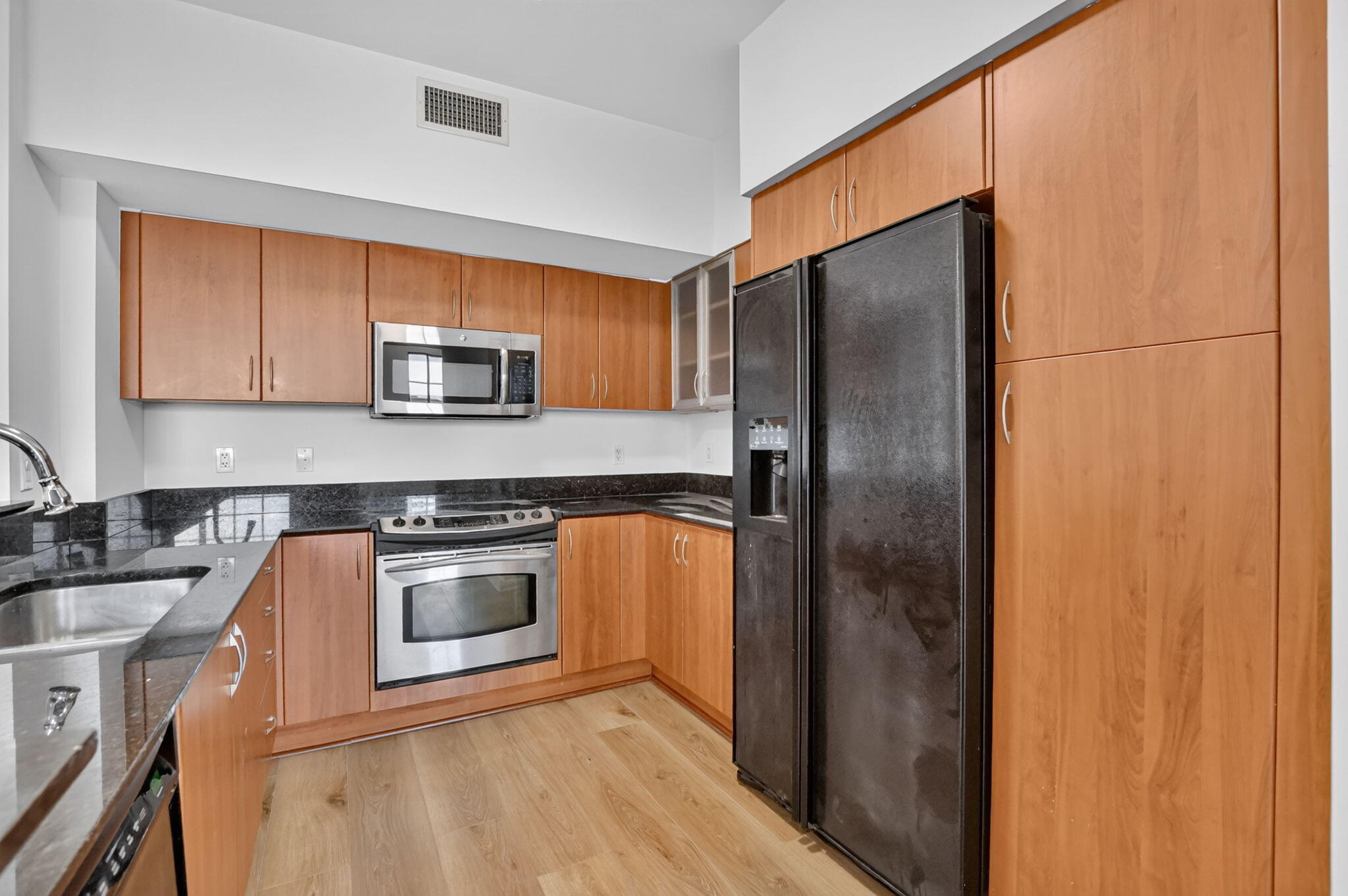 233 South Federal Highway, Unit 623 Boca Raton, FL 33432 - Photo 8 of 37 9-web-or-mls-DSC_2279