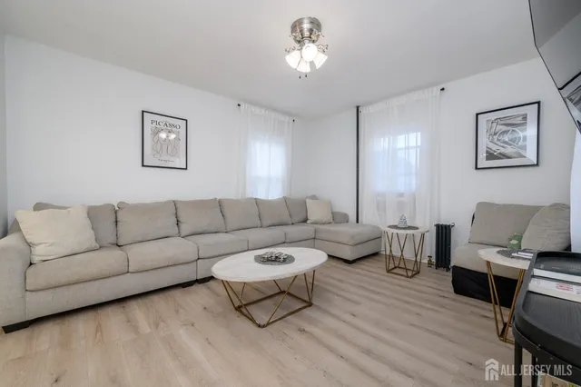 $459,999 | 8 Milton Avenue, South River, NJ 08882