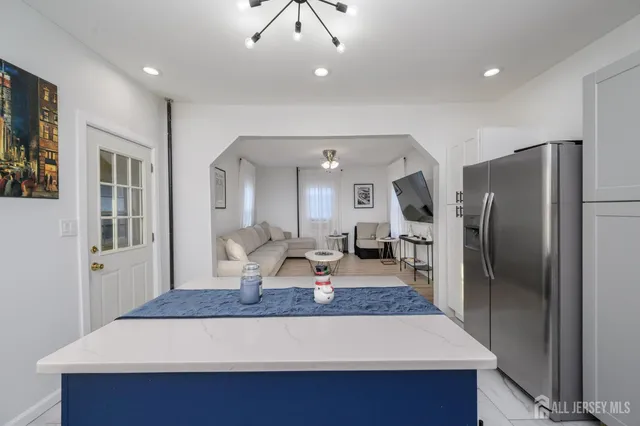 $459,999 | 8 Milton Avenue, South River, NJ 08882