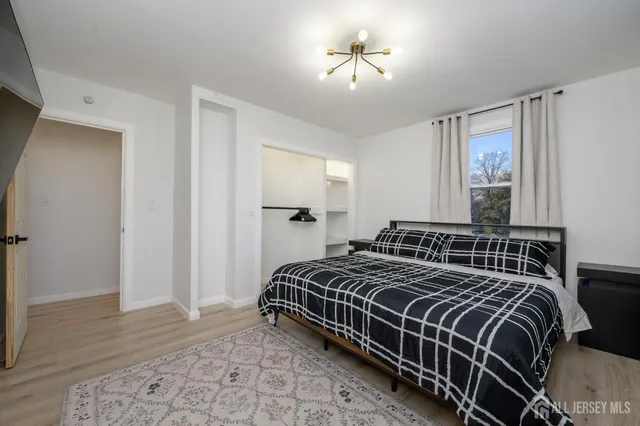 $459,999 | 8 Milton Avenue, South River, NJ 08882