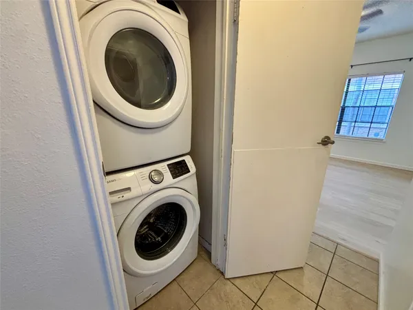 $1,995 | 203 East 31st Street, Unit 101, Austin, TX 78705