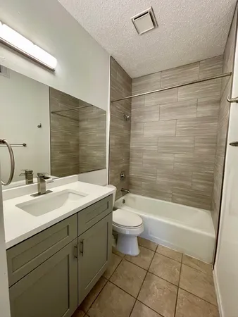$1,995 | 203 East 31st Street, Unit 101, Austin, TX 78705