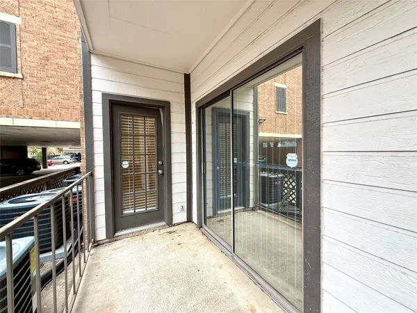 $1,995 | 203 East 31st Street, Unit 101, Austin, TX 78705