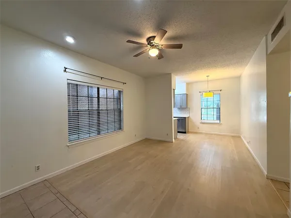 $1,995 | 203 East 31st Street, Unit 101, Austin, TX 78705