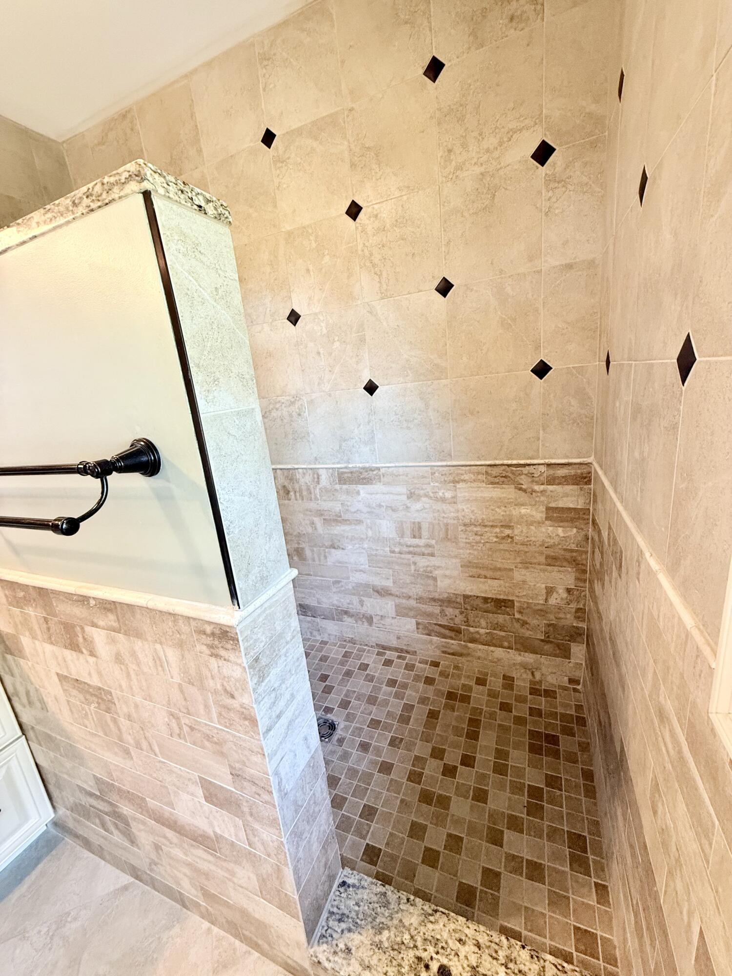 1322 Lake Shore Road Chazy, NY 12921 - Photo 13 of 35 Gallery Image 13