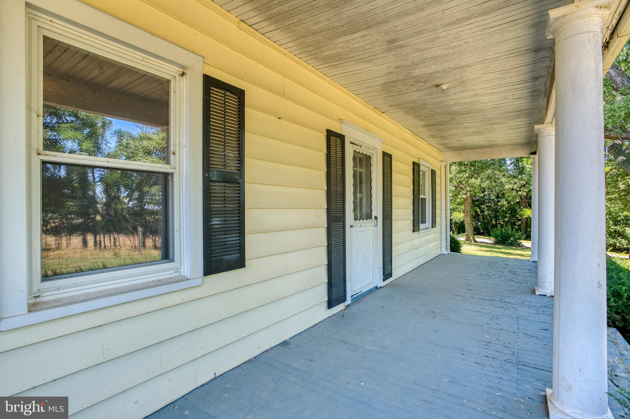 517 Longmarsh Road Berryville, VA 22611 - Photo 12 of 60 Gallery Image 12