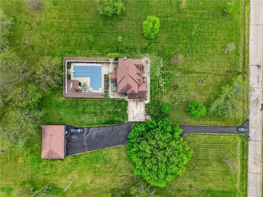 905 Florence Avenue Raymore, MO 64083 - Photo 14 of 70
