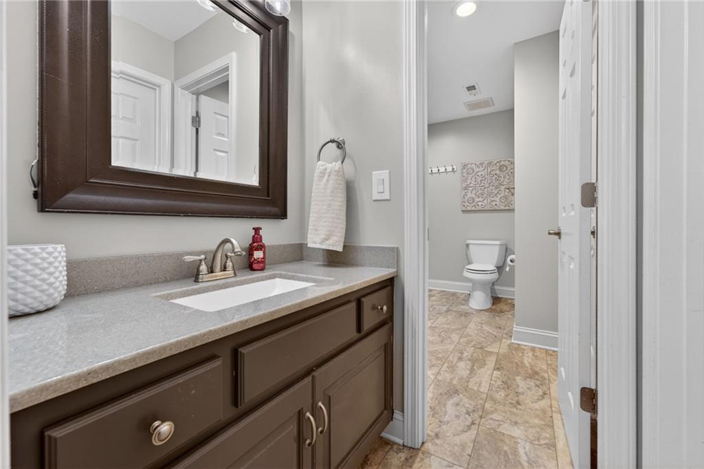 905 Florence Avenue Raymore, MO 64083 - Photo 50 of 70