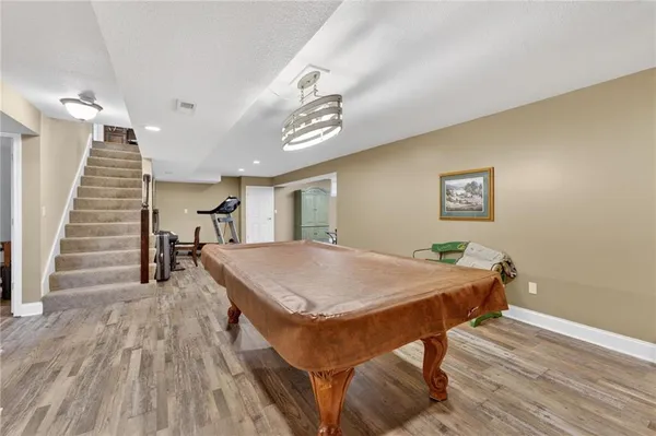 $925,000 | 905 Florence Avenue, Raymore, MO 64083