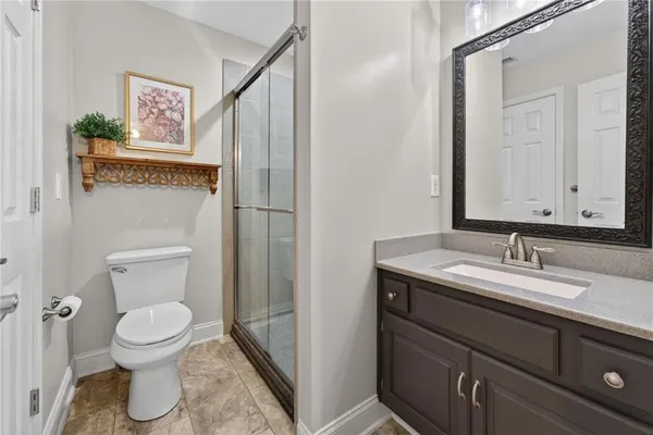 $925,000 | 905 Florence Avenue, Raymore, MO 64083