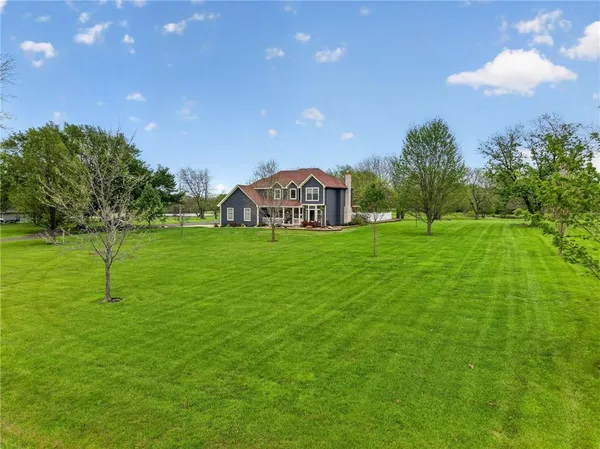 $925,000 | 905 Florence Avenue, Raymore, MO 64083