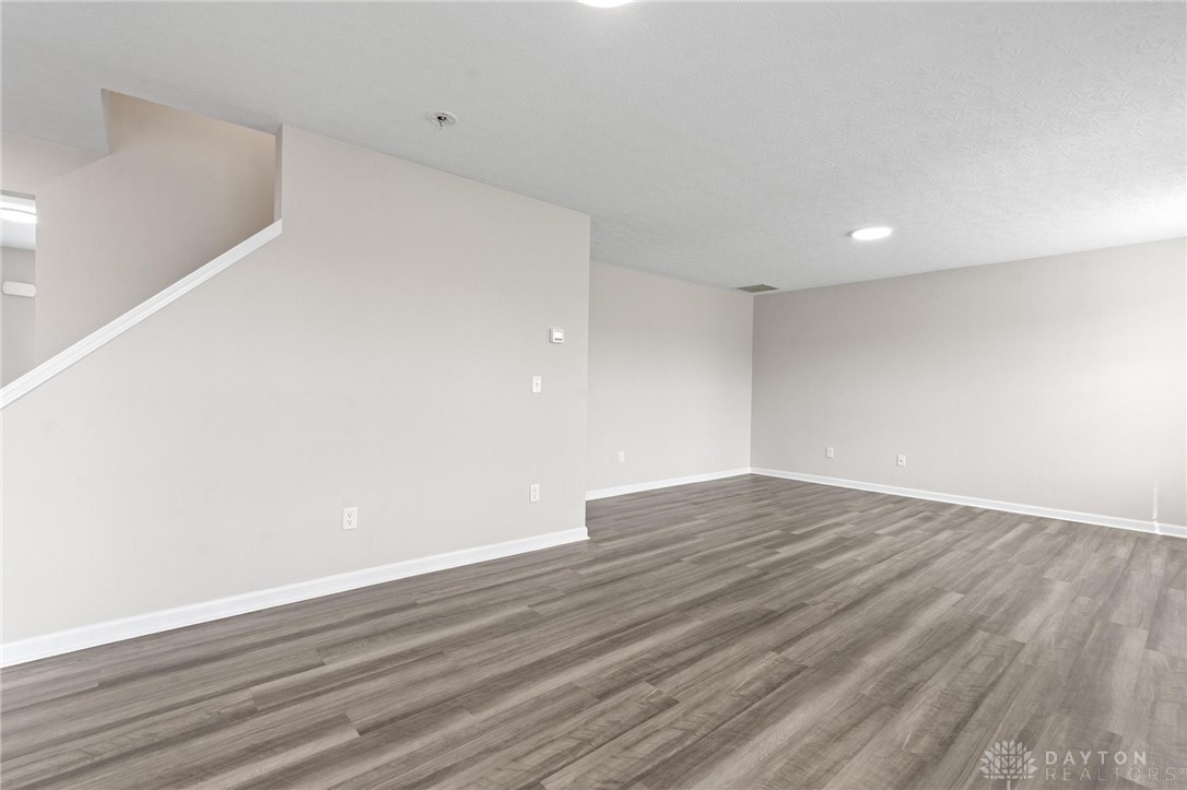 426 West Kemper Road Cincinnati, OH 45246 - Photo 3 of 36