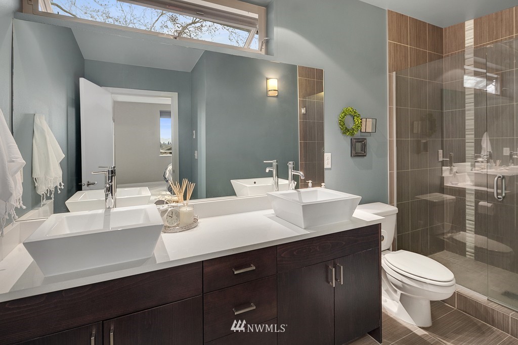 804 North 48th Street Seattle, WA 98103 - Photo 13 of 20 Gallery Image 13