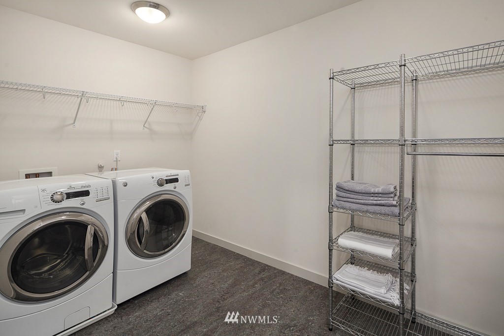 804 North 48th Street Seattle, WA 98103 - Photo 17 of 20 Gallery Image 17
