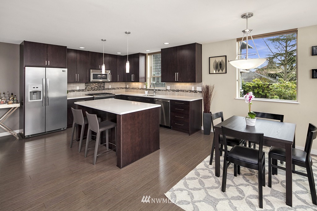 804 North 48th Street Seattle, WA 98103 - Photo 3 of 20 Gallery Image 3