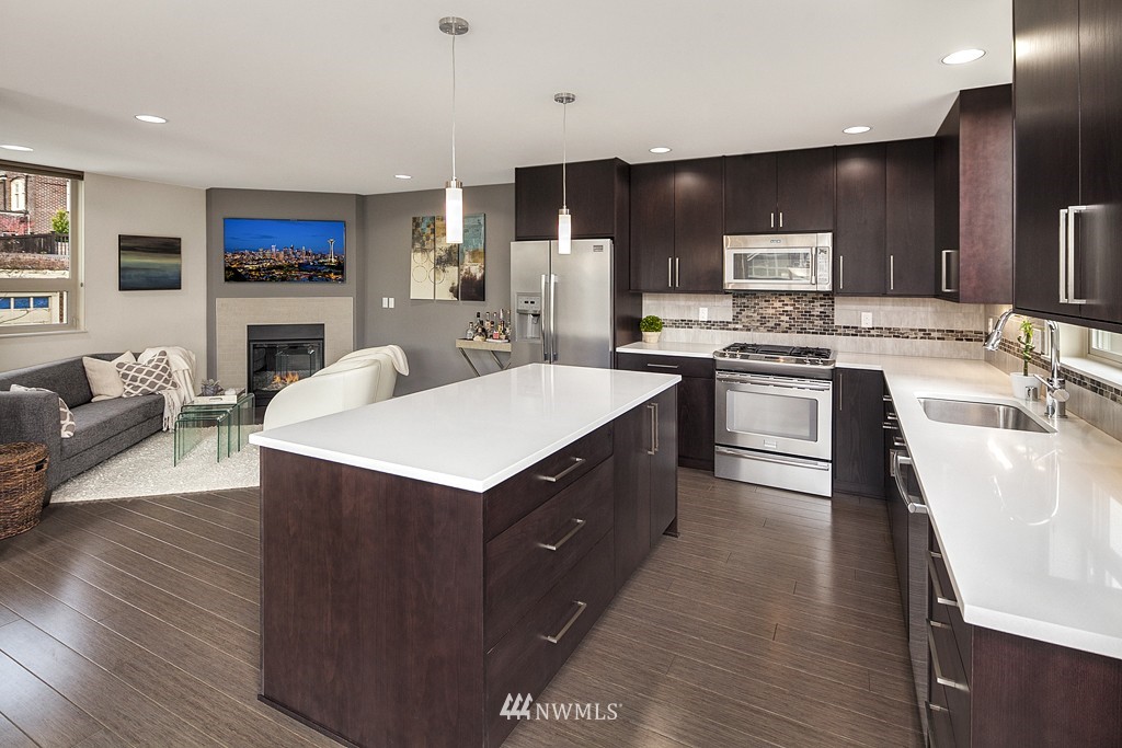 804 North 48th Street Seattle, WA 98103 - Photo 4 of 20 Gallery Image 4