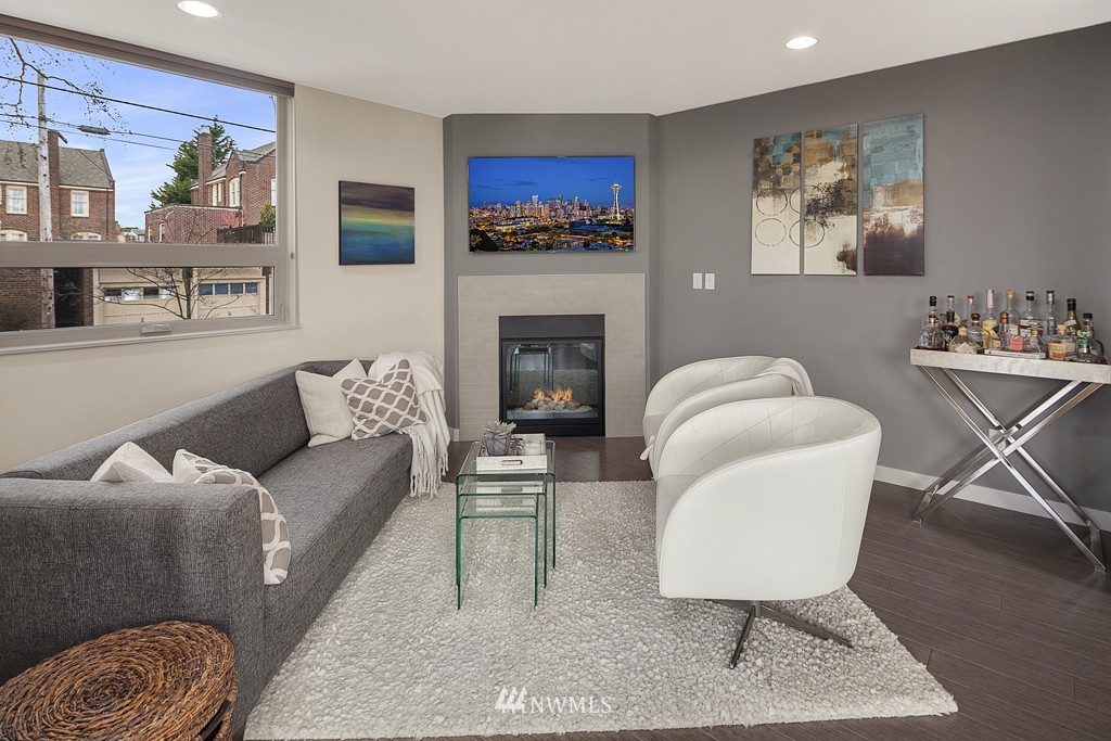 804 North 48th Street Seattle, WA 98103 - Photo 7 of 20 Gallery Image 7