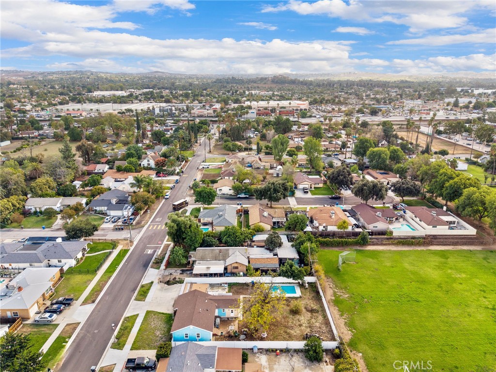 3620 Hoover Street Riverside, CA 92504 - Photo 35 of 44 an aerial view of residential houses with outdoor space