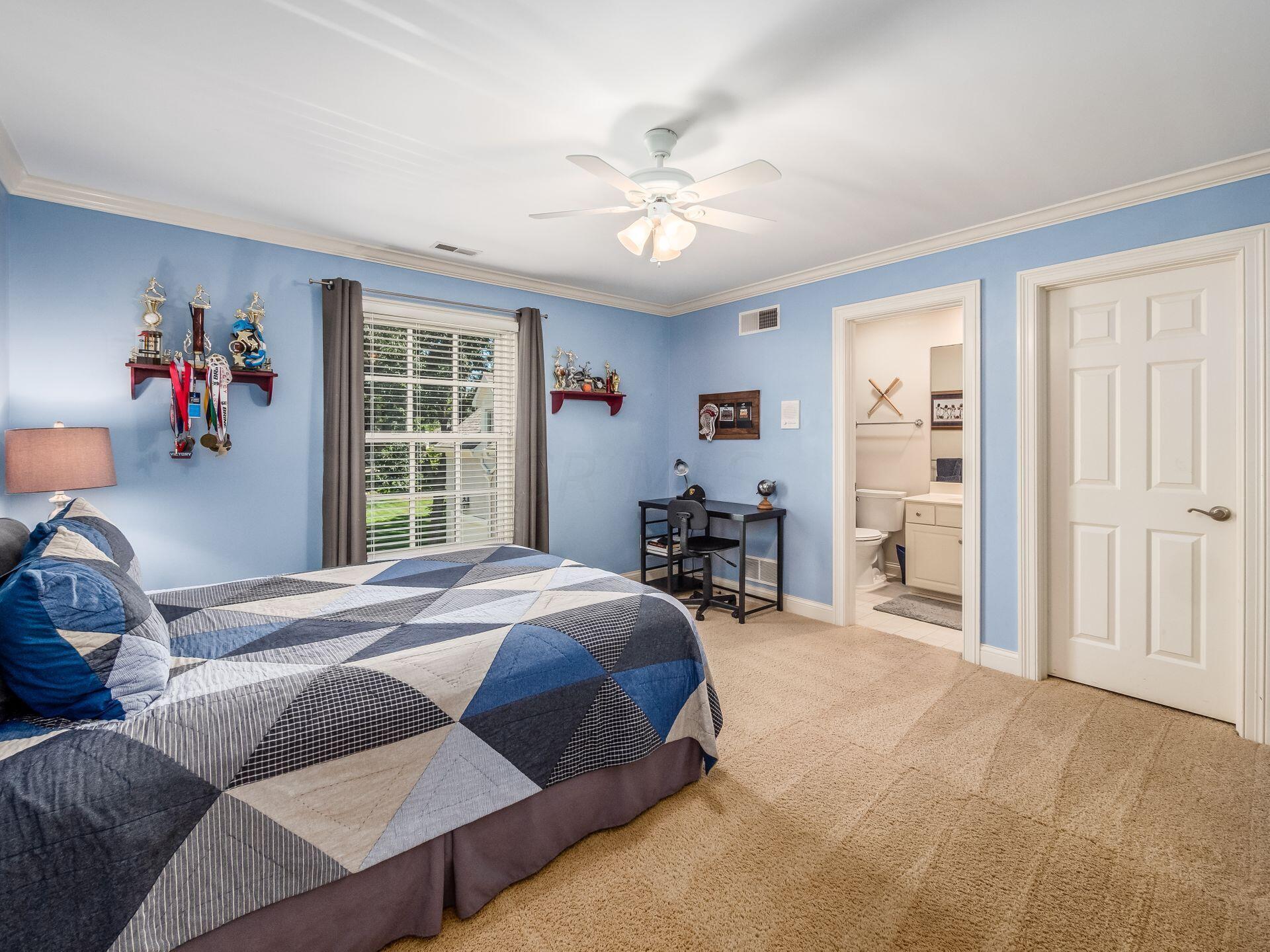 2456 Lane Road Columbus, OH 43220 - Photo 22 of 57 158_8b28f2473_A 2456 Lane 092