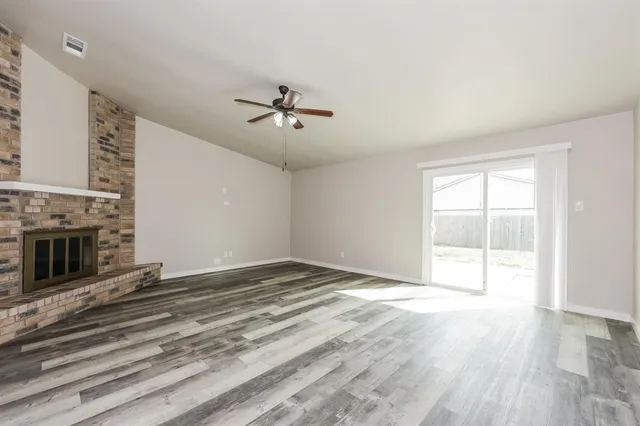 $1,970 | 4129 7 Gables Street, Fort Worth, TX 76133