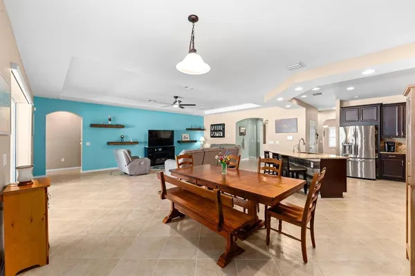 $599,900 | 11403 Scribner Station Lane, Lithia, FL 33547