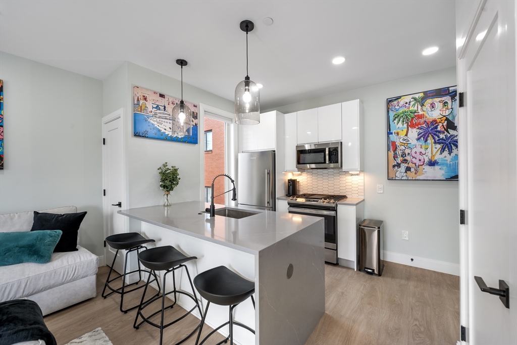 277 Border Street, Unit 401 Boston, MA 02128 - Photo 7 of 15