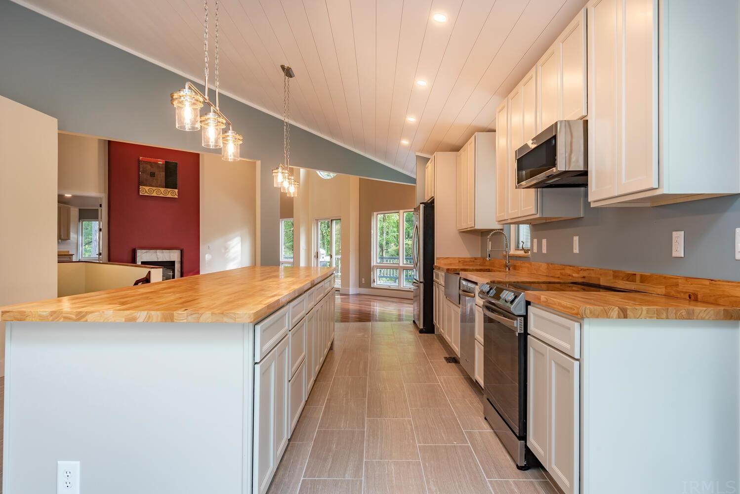 1331 Winfield Road Bloomington, IN 47401 - Photo 12 of 36