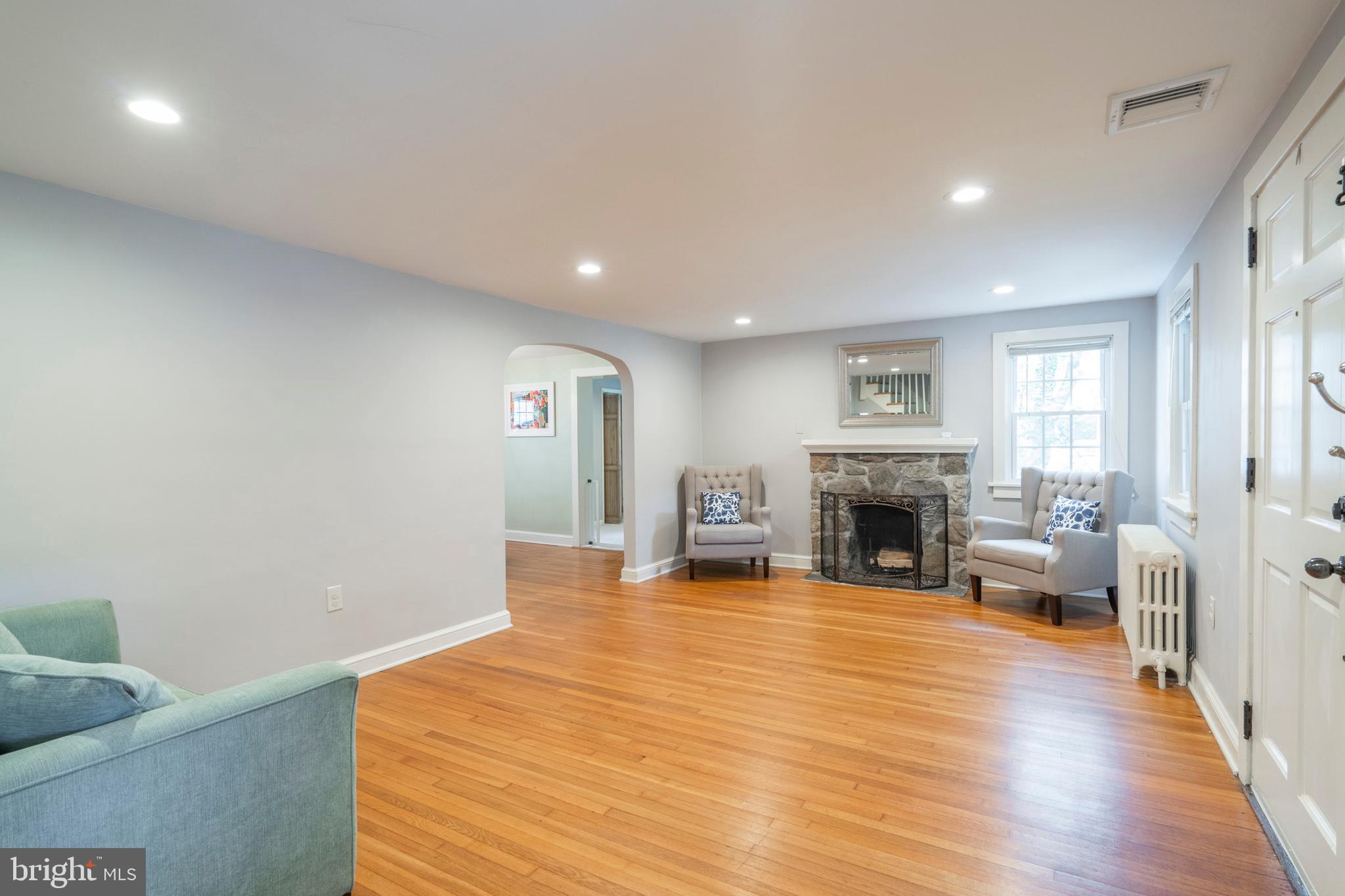 316 Buckwalter Road Phoenixville, PA 19460 - Photo 3 of 31 Gallery Image 3