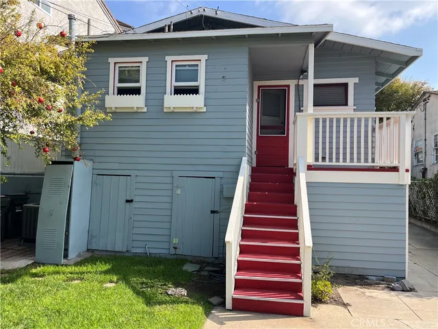 $3,995 | 111 South Juanita Avenue, Redondo Beach, CA 90277