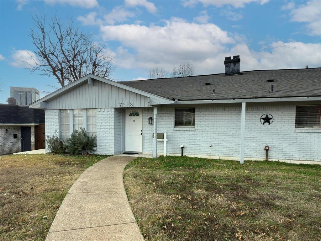 7528 Thistle Lane Dallas, TX 75240 - Photo 3 of 38