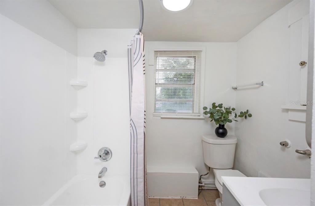 1701 14th Street South, Unit B St. Petersburg, FL 33705 - Photo 15 of 18