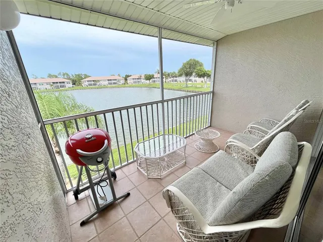 $224,000 | 11644 Southwest Egret Circle, Unit 905, Lake Suzy, FL 34269