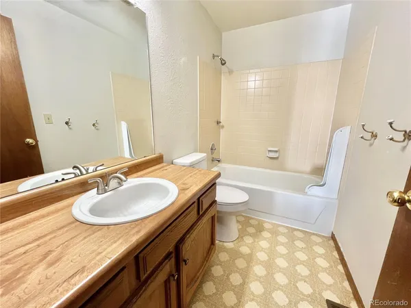 $2,695 | 9393 West Wagon Trail Circle, Littleton, CO 80123