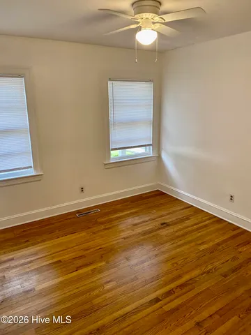 $2,400 | 203 South Elm Street, Greenville, NC 27858