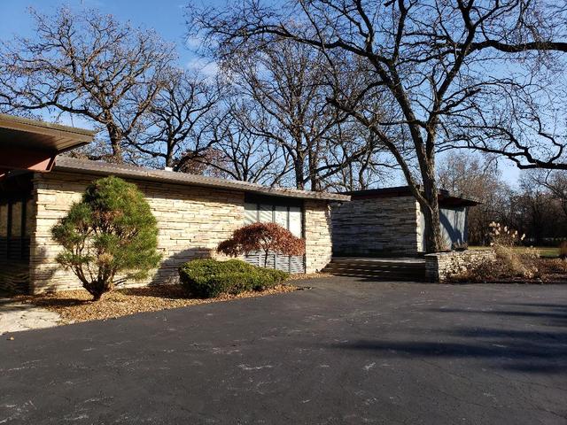 2 Graymoor Lane Olympia Fields, IL 60461 - Photo 1 of 30