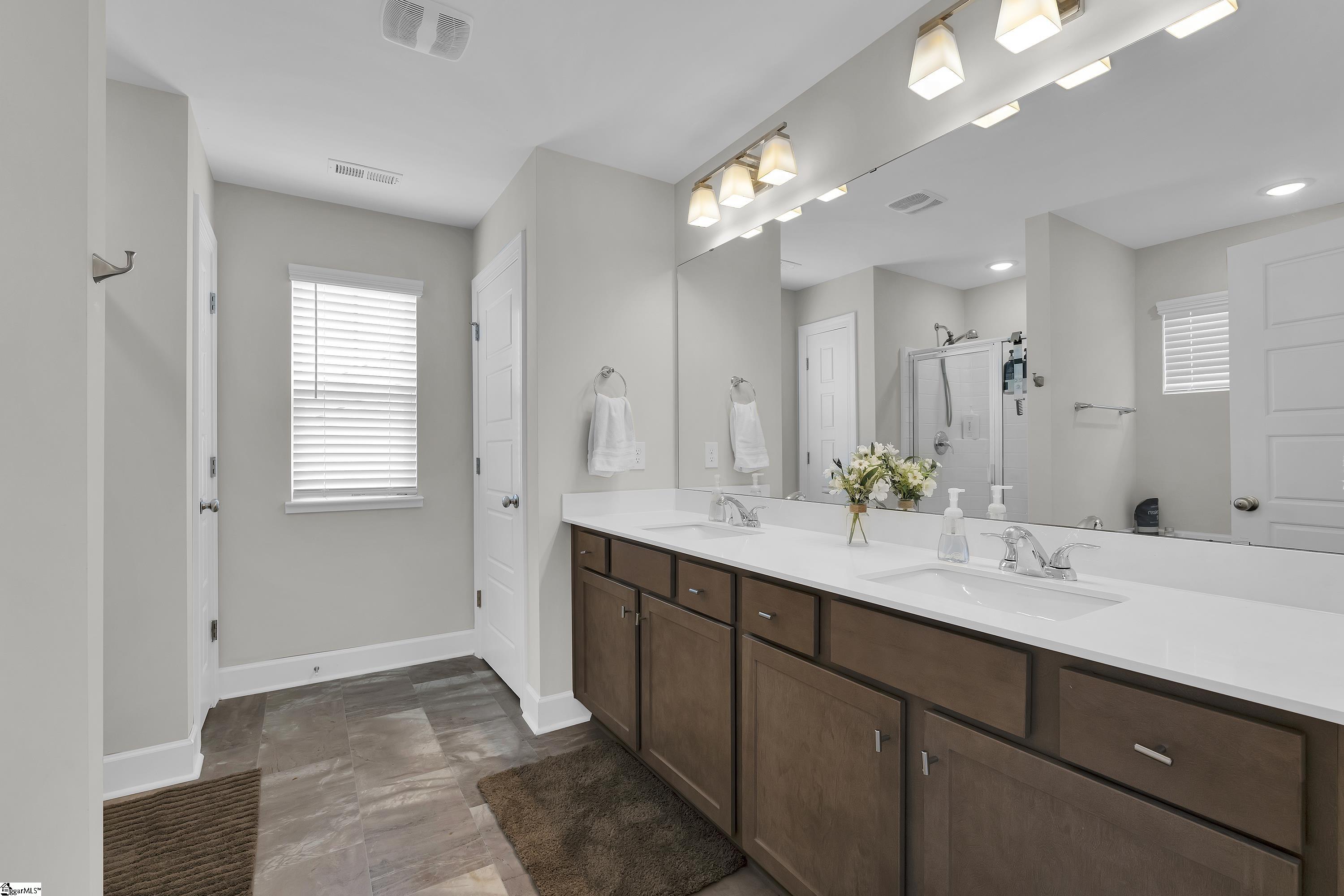 311 Hollenbeck Place Greenville, SC 29607 - Photo 15 of 24