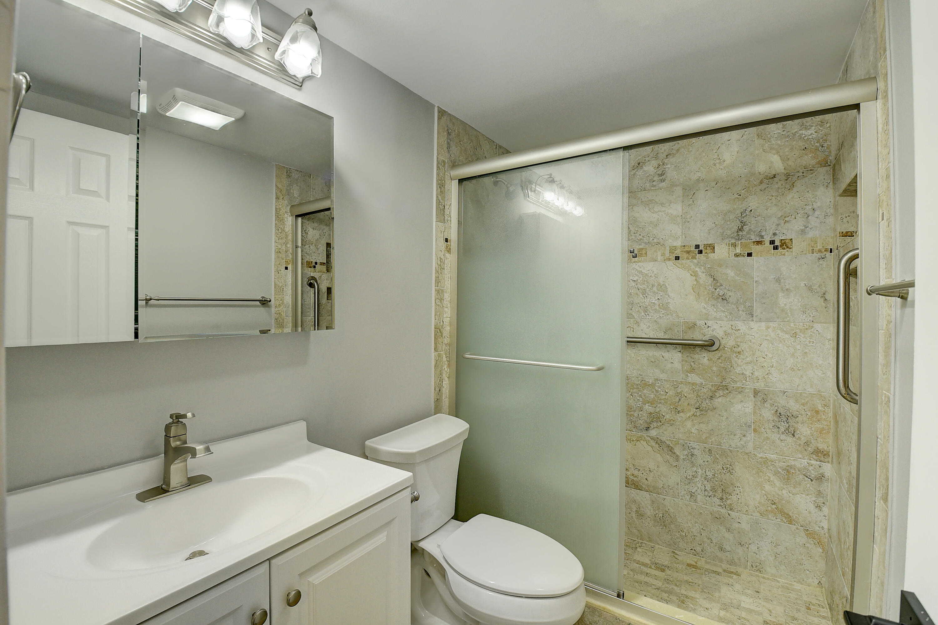 114 Brighton C, Unit 114 Boca Raton, FL 33434 - Photo 10 of 44 10_3 (10)