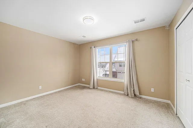 $1,900 | 1569 Addington Lane, Ann Arbor, MI 48108