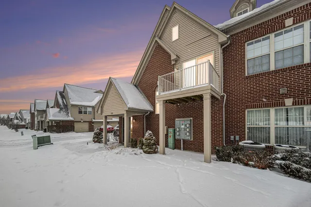 $1,900 | 1569 Addington Lane, Ann Arbor, MI 48108