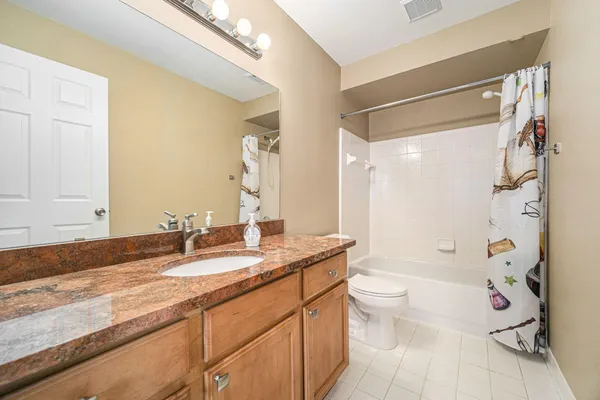 $1,900 | 1569 Addington Lane, Ann Arbor, MI 48108