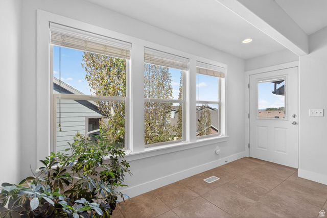 2170 Orchard Pines Loop East Bountiful, UT 84010 - Photo 15 of 51