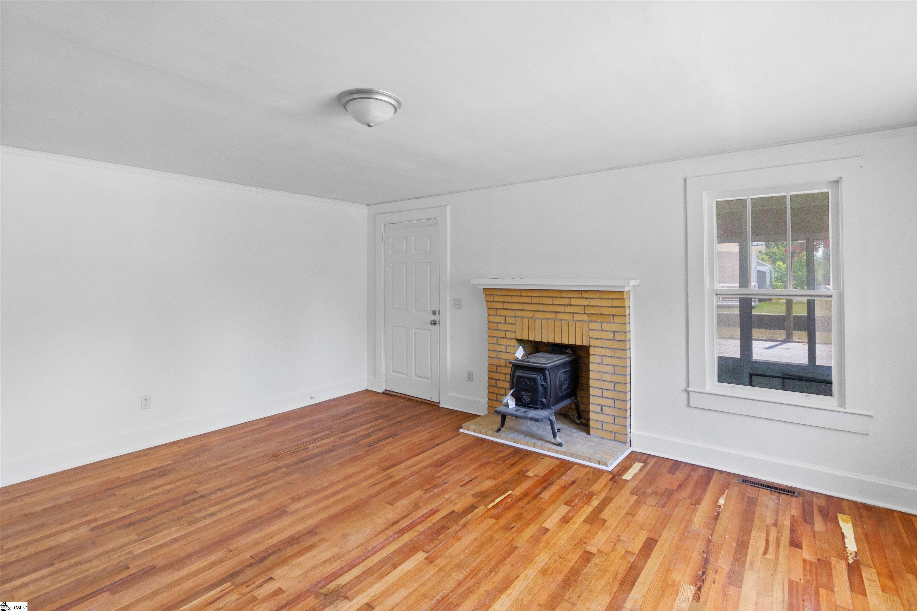 313 East Florida Street Clinton, SC 29325 - Photo 18 of 21 Gallery Image 18