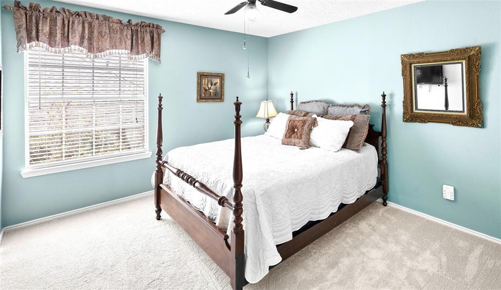 5036 Ridgecrest Drive The Colony, TX 75056 - Photo 19 of 31