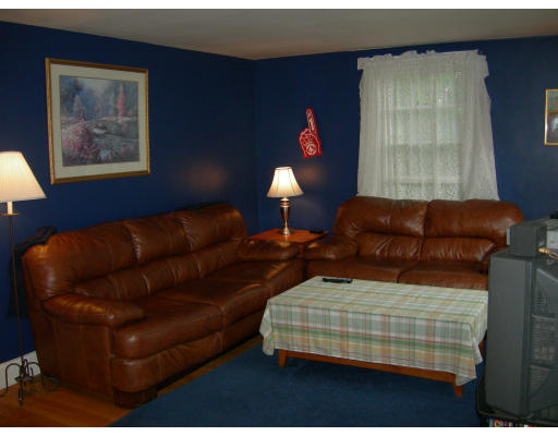 3 Boiling Spring Avenue Medfield, MA 02052 - Photo 3 of 3 Gallery Image 3
