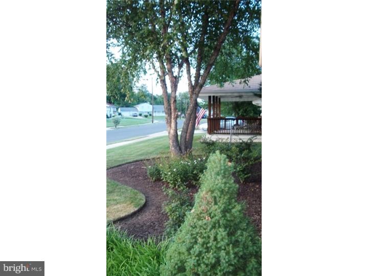 24 Lamont Road Burlington, NJ 08016 - Photo 2 of 14 Exterior Front