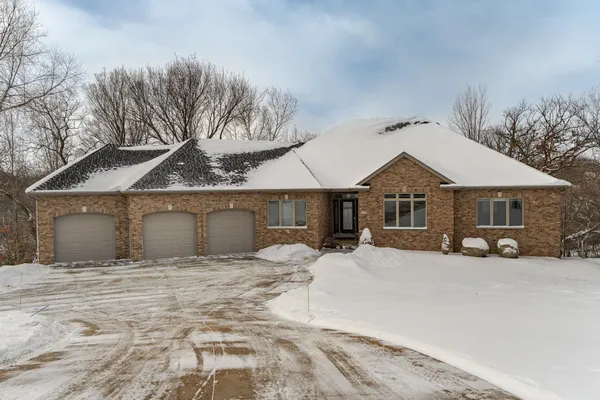 $949,000 | 3153 Frankel Lane Southwest, Rochester, MN 55902