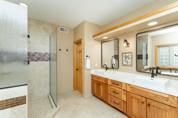 $949,000 | 3153 Frankel Lane Southwest, Rochester, MN 55902