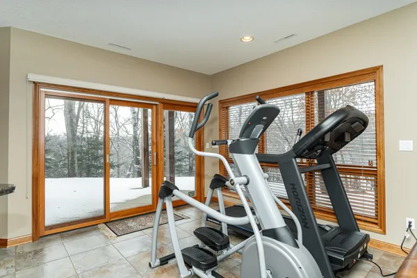 $949,000 | 3153 Frankel Lane Southwest, Rochester, MN 55902